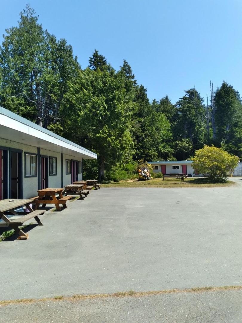 Dolphin Motel Tofino Eksteriør bilde